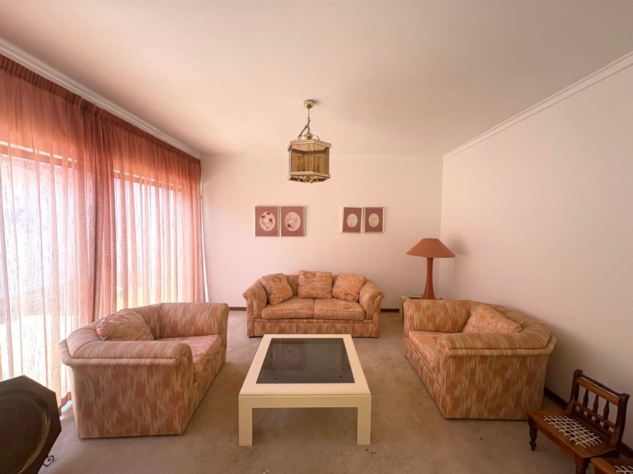 4 Bedroom Property for Sale in Riebeeckstad Free State